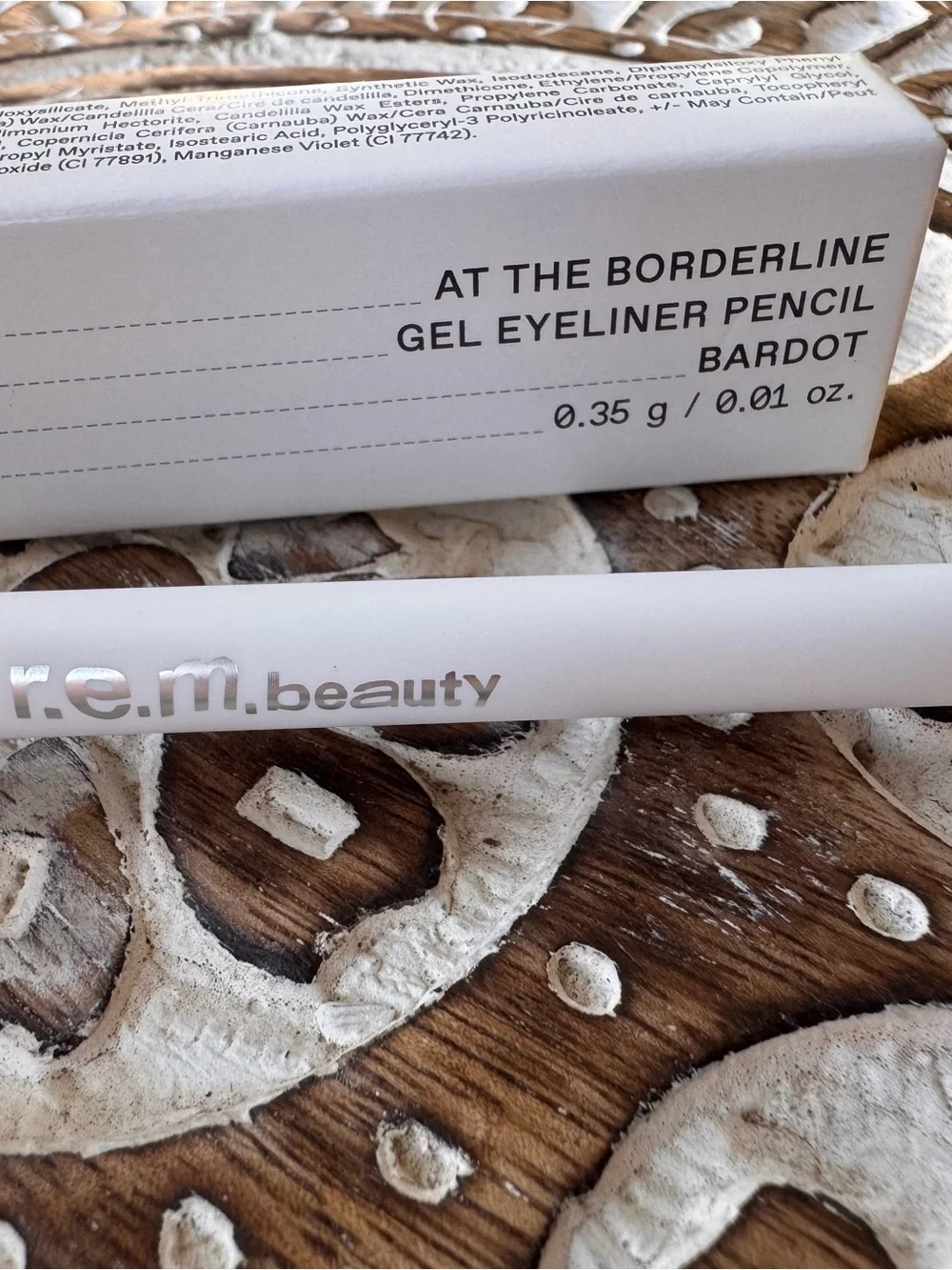 r.e.m. beauty At The Borderline Gel Eyeliner Pencil Bardot New Authentic